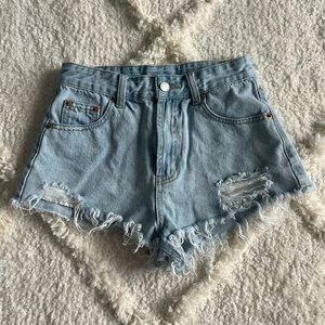 ROMWE Light Distressed Denim Shorts